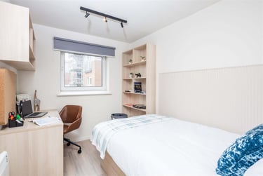 1 bed flat, Crown Station Place, Georgian Quarter, Liverpool, L73LA - Image 14